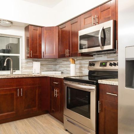 New Star Suite Two North Miami Beach Zewnętrze zdjęcie